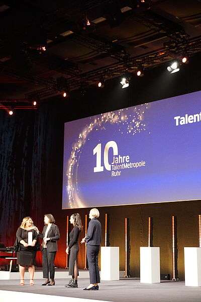 Talentaward 2023 für Hanim Gül und Bahtalo